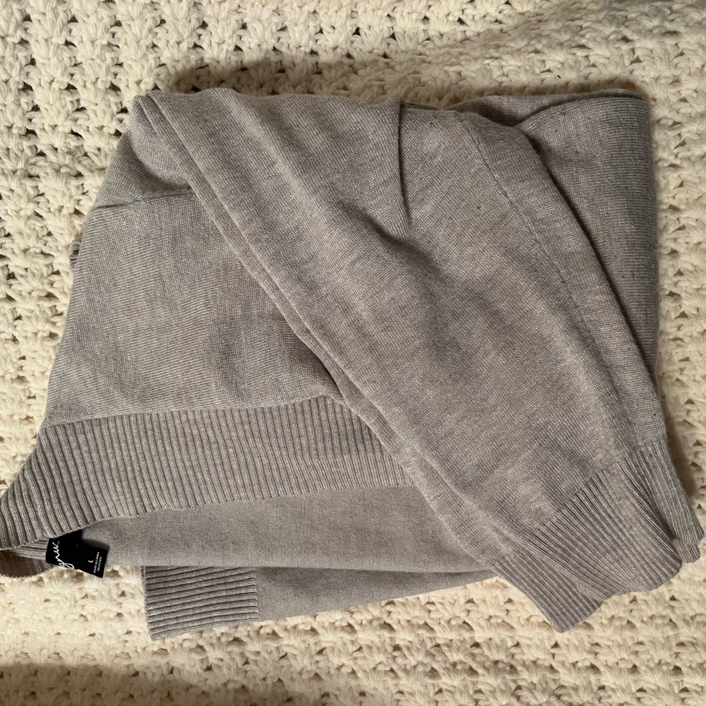 Tan quarter sleeve cardigan
